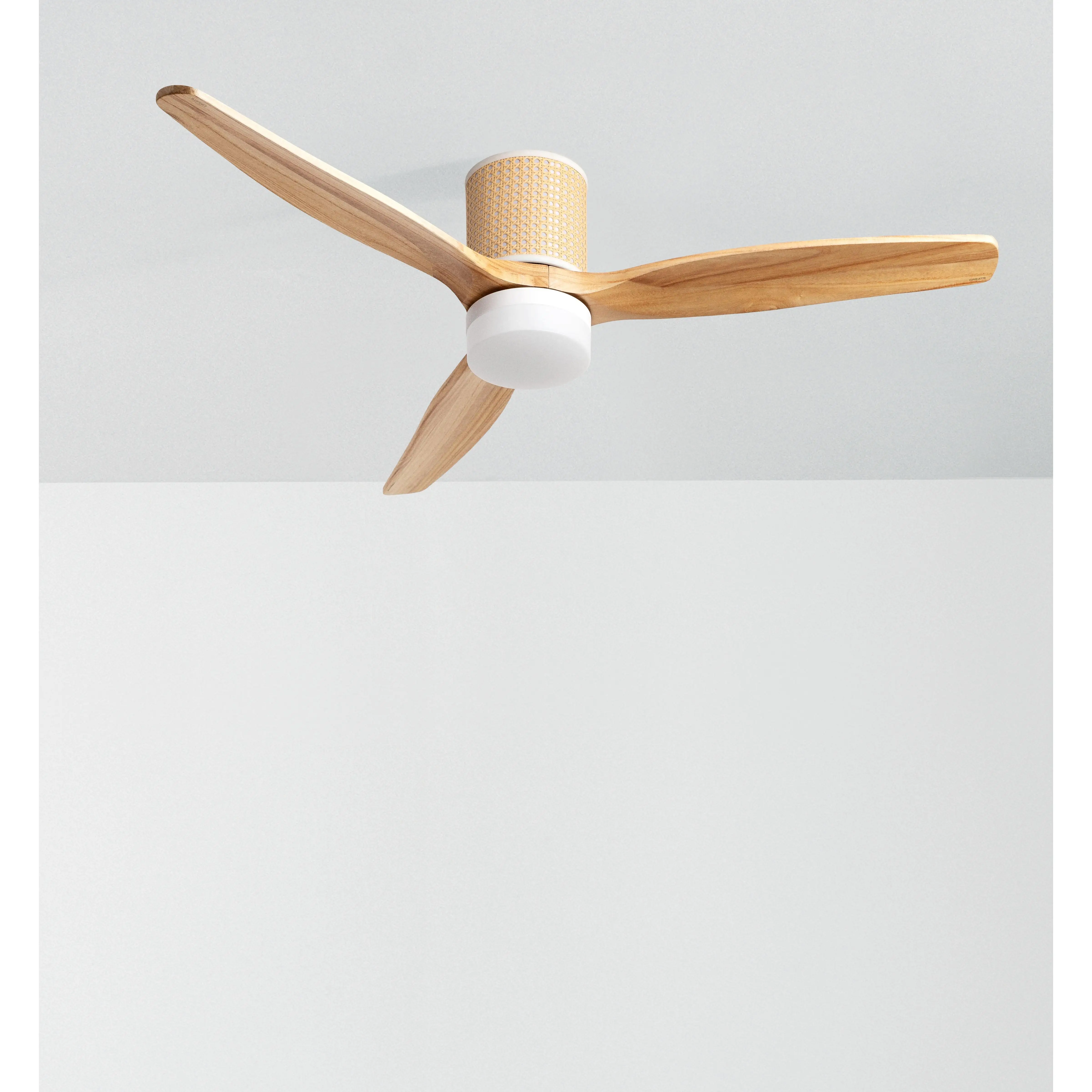 Create - 40w silent ceiling fan ø132 cm with led light on body and lamp - wind calm rattan
