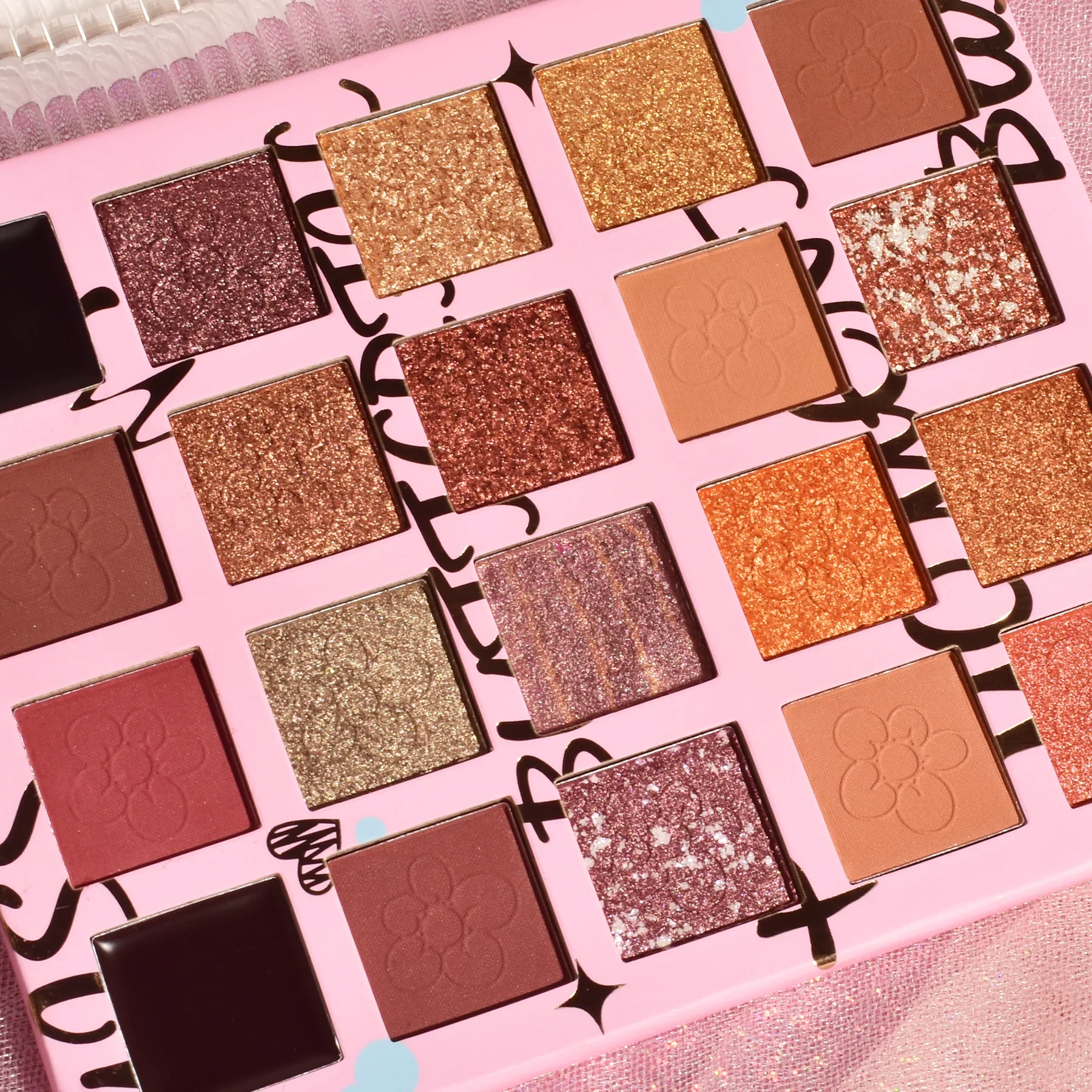 KEVIN & COCO Vintage Girl 72 Colors Makeup Palettes Box