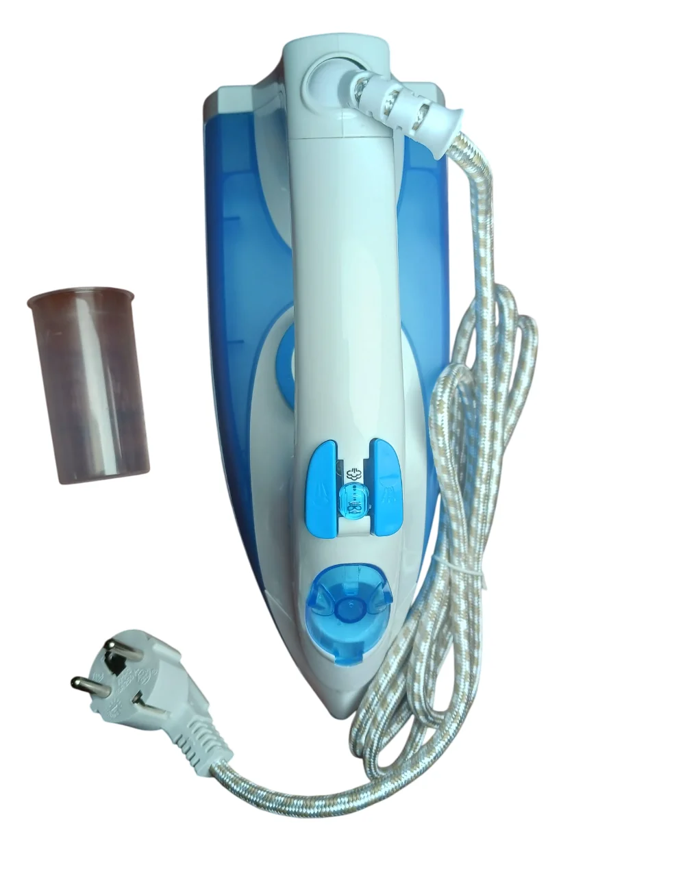 SPARK Steam Iron 2000W with Non-Stick Soleplate, 140ml Water Tank, Automatic Shut-off, Horizontal and Vertical Steam Function for Efficient Clothes Care.