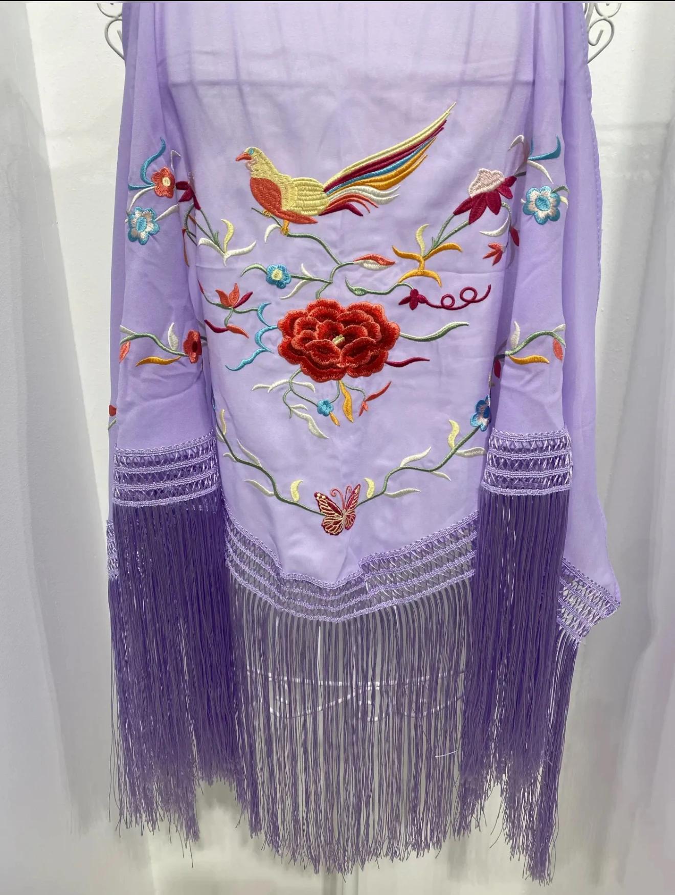 Flamenco embroidered shawl mt24-15 measurements length 1.50 x width 60cm long fringe