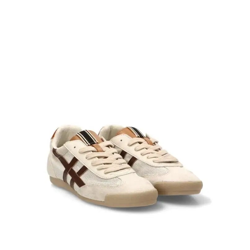 Zapatillas Casual Corina - Mujer - Suela Plana - Modelo M6035 - Color Beige