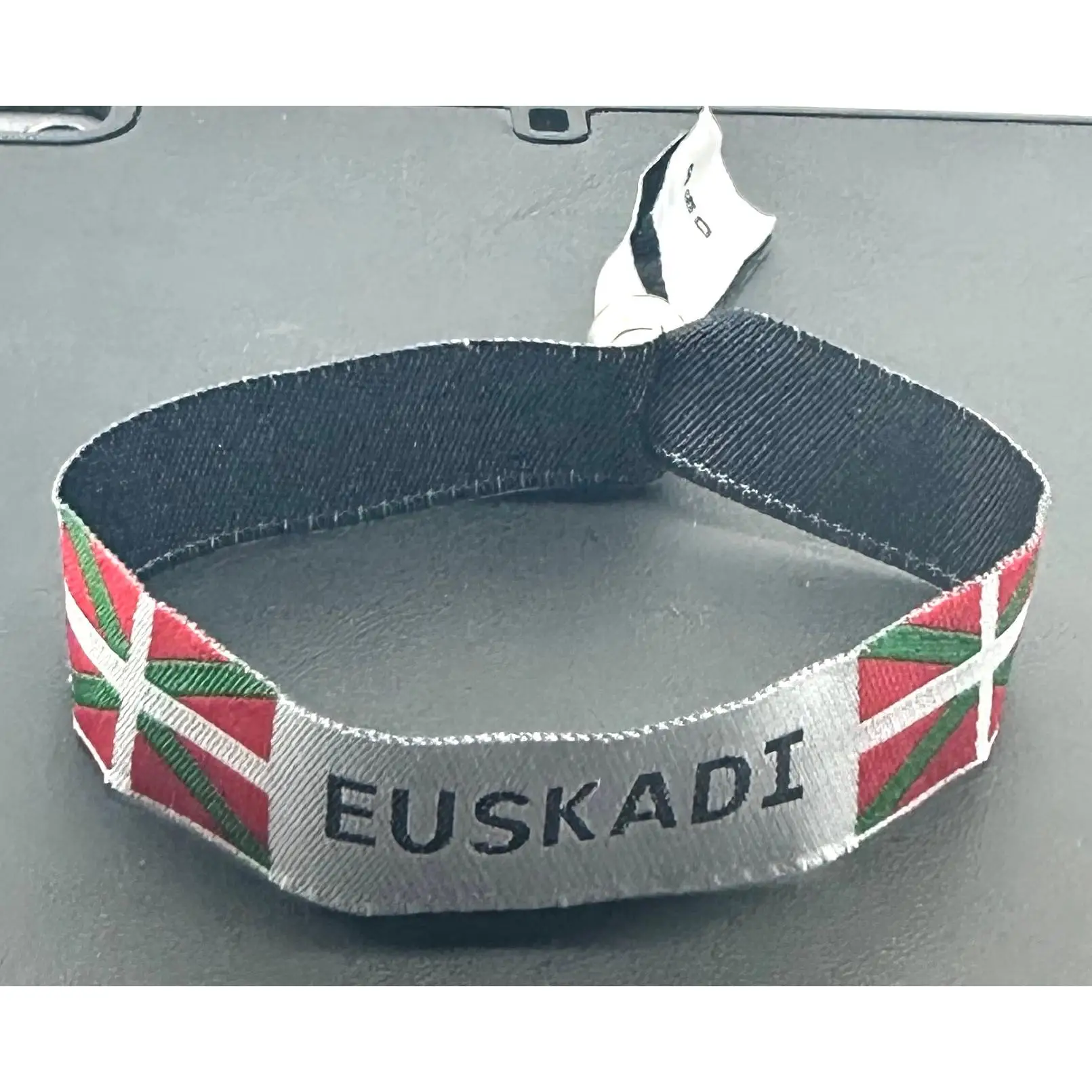 Wristband with metal closure adjustable polyester fabric Mobiliar flag Pais Basque Euskadi