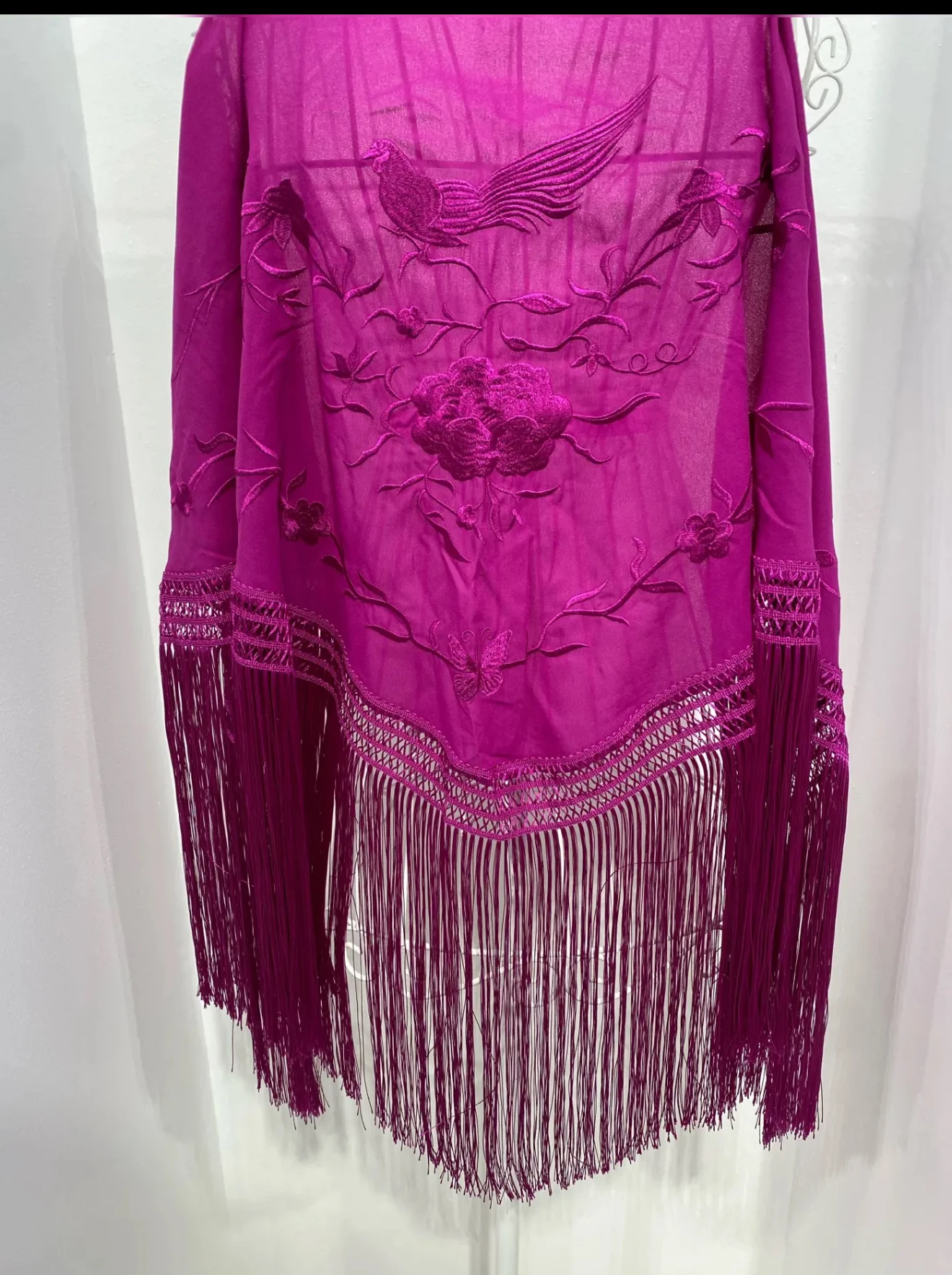 Flamenco embroidered shawl mt24-15 measurements length 1.50 x width 60cm long fringe