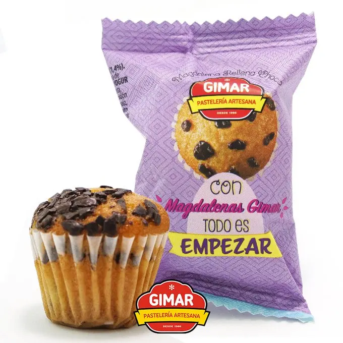 Mini madalena rell.choco env.1.5kg (units 120 approx) n / yogurt dough + choco seeds and choco filling. Hospitality type