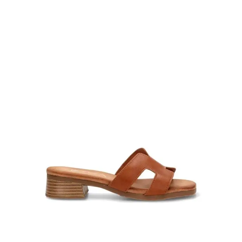 Sandalia Etika - Mujer - Tacón Medio - Modelo 30032 - Color Camel