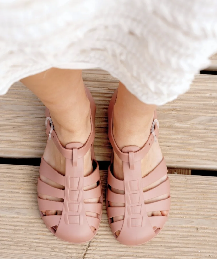 Adult respecting ura pink igor barefoot