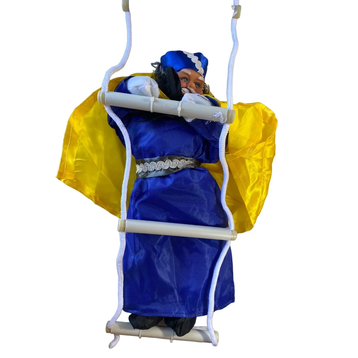 Three Kings Hanging Decoration with Ladder Rope, 1.7m length, perfect for balcony or terrace Christmas decor, made of fabric, featuring 30cm height Kings; a festive and elegant touch for the holiday season.