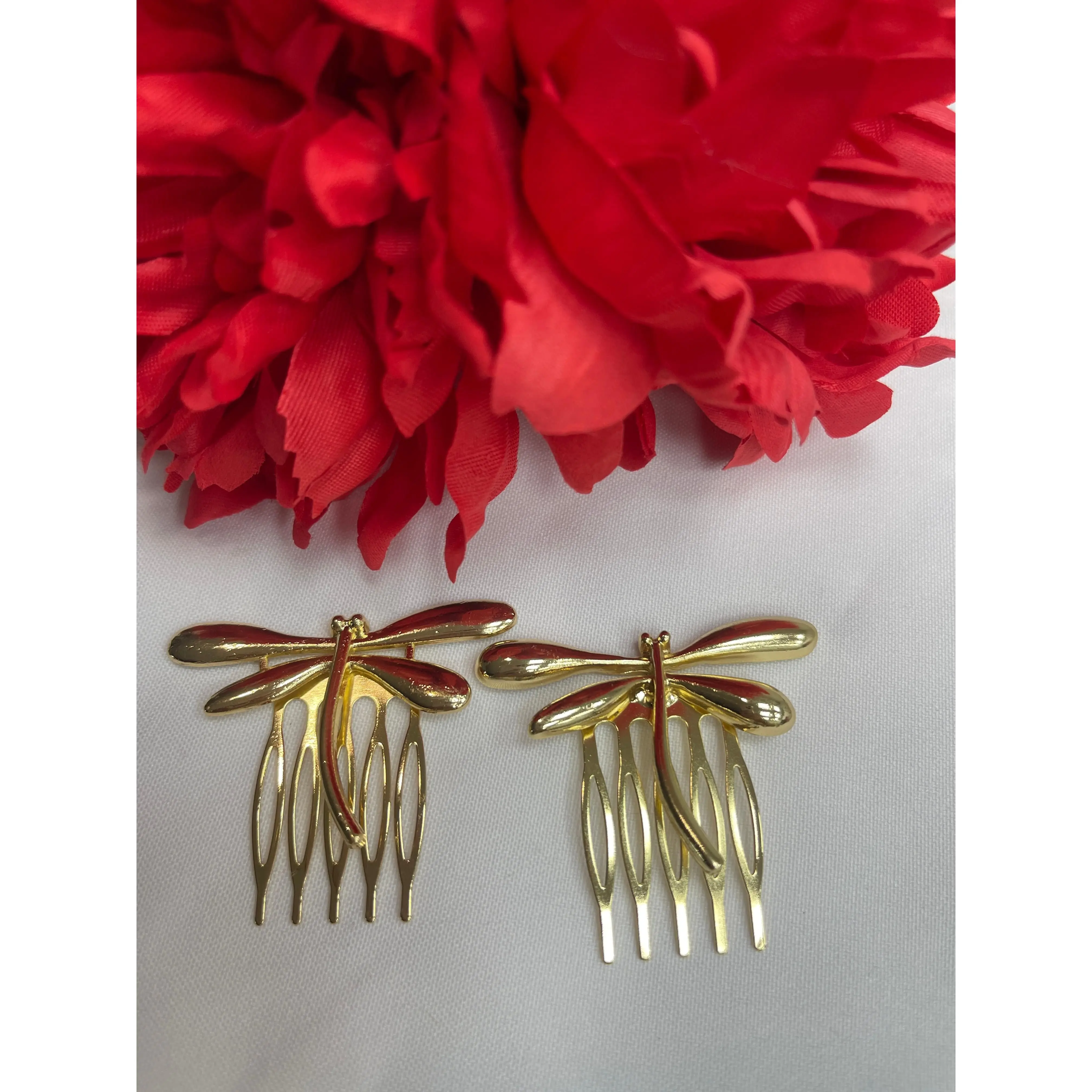 Set Peinetas Flamencas Doradas con una libelula libelula para Moño Flamenco Feria y Eventos