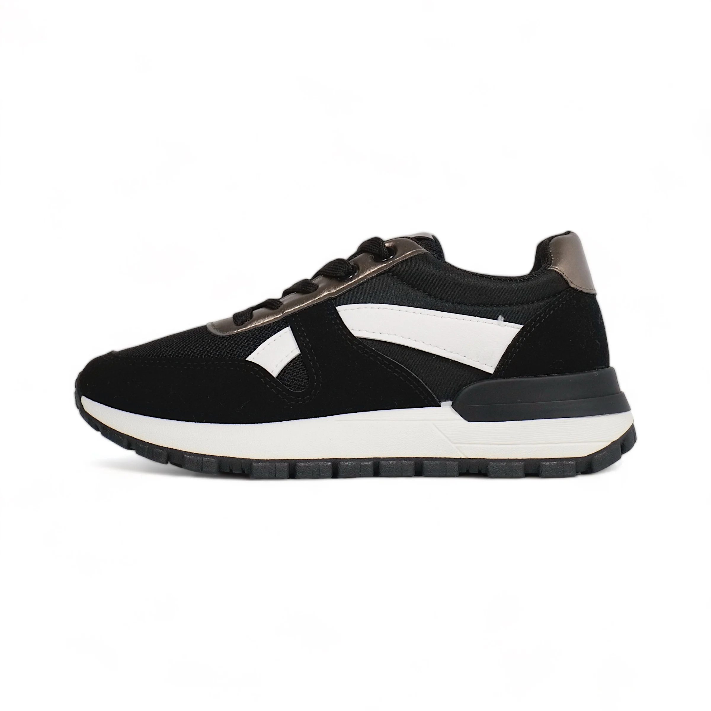 HLUNA-women's sports shoes-Camel color and black-basic Sneakers-ideal for work-for day to day-D052 d038