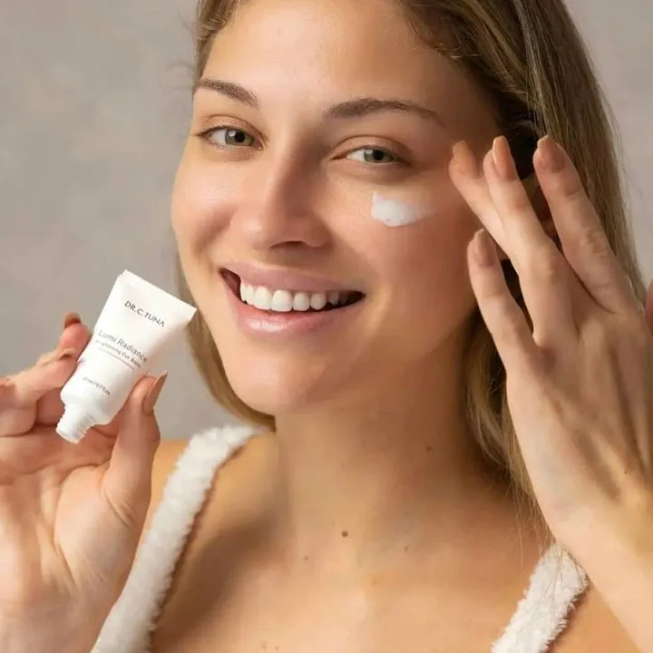 Lumi radiance eye cream – brighter and hydrated skin - farmasi - dr. c. tuna #3