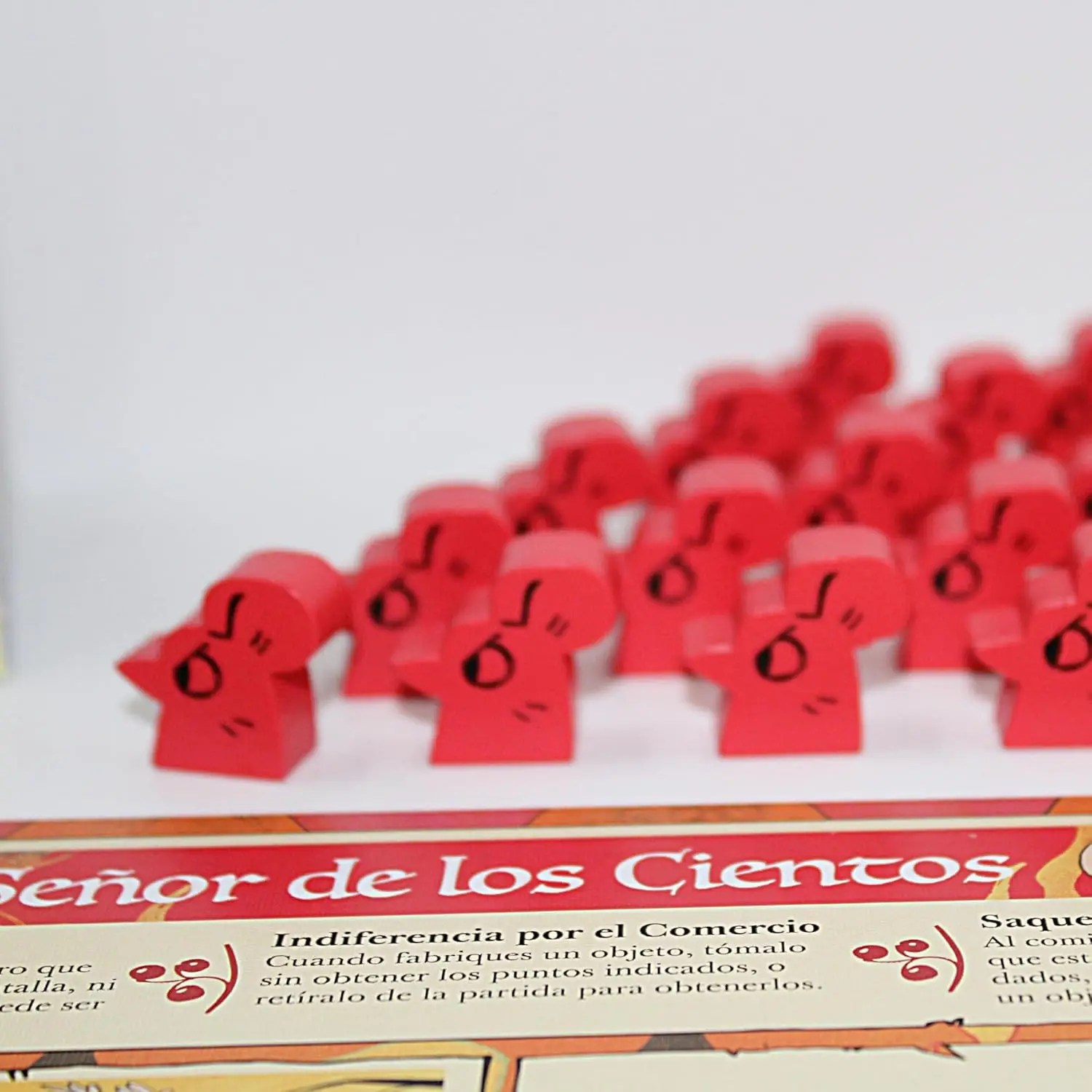 2tomatoes Games | Root: the marauders | Board game with board | Rolling dice | 2-6 players | Language: Spanish | Theme: Animals