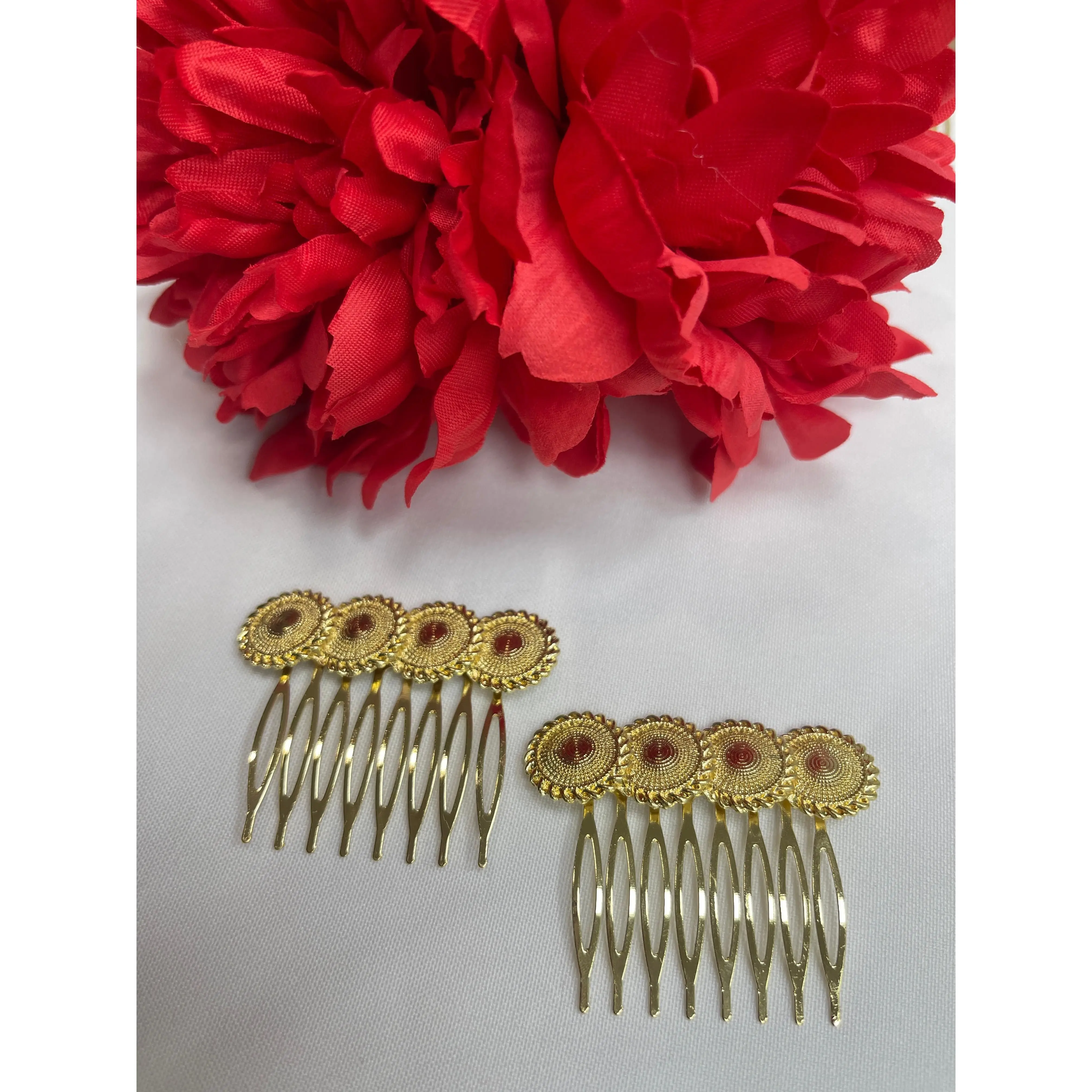 Set Peinetas Flamencas Doradas con forma de cuatro  monedas    – Complemento para Moño Flamenco Feria y Eventos