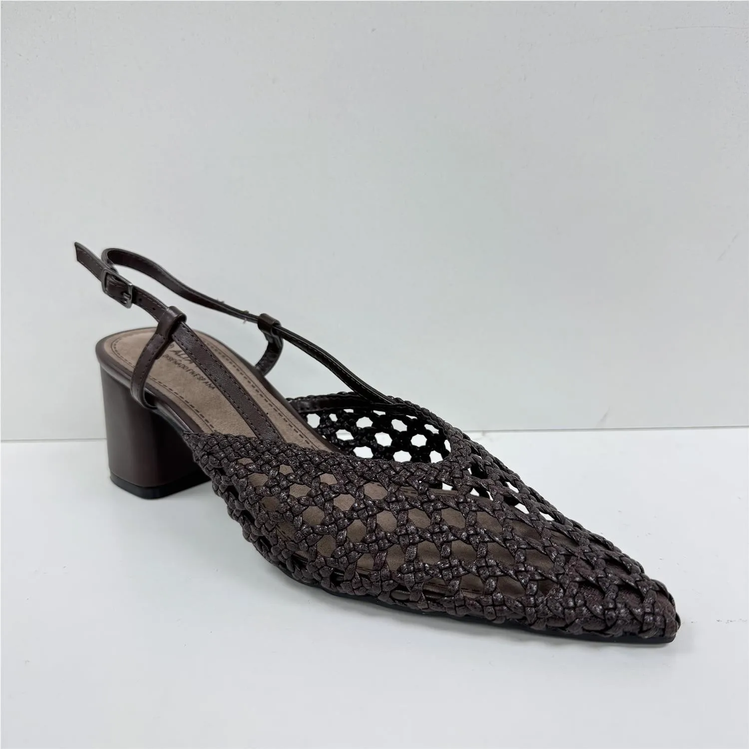 Zapato Tiras Trenzadas Marron