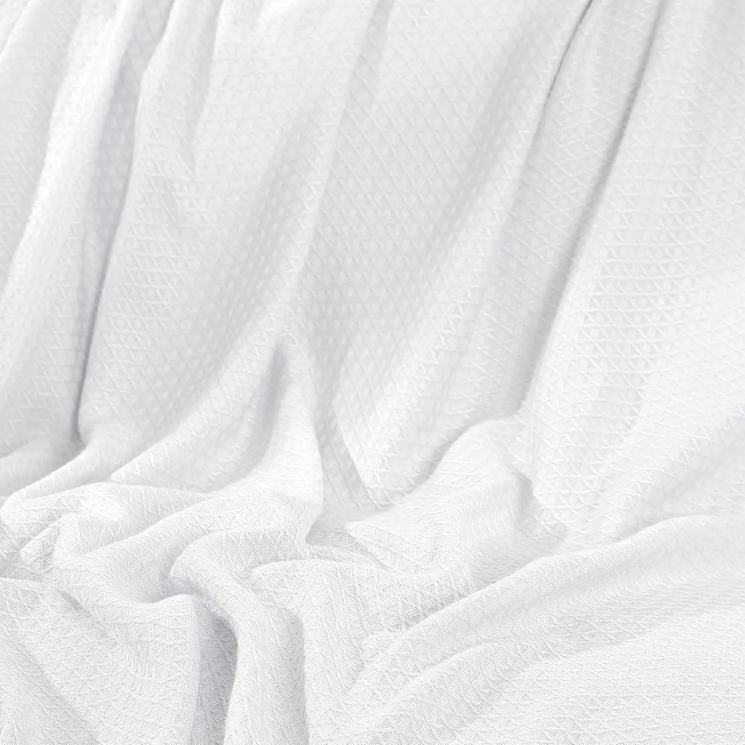 Manta refrescante 100% fibra de bambú natural – Manta fría transpirable para dormir sin sudar, ligera, suave y agradable para la piel, ideal para adultos y niños, tamaño 150x200 cm, color blanco,