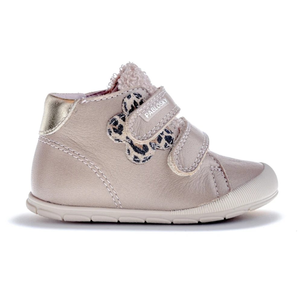 Zapatos Pablosky modelo 059830 en color Beig