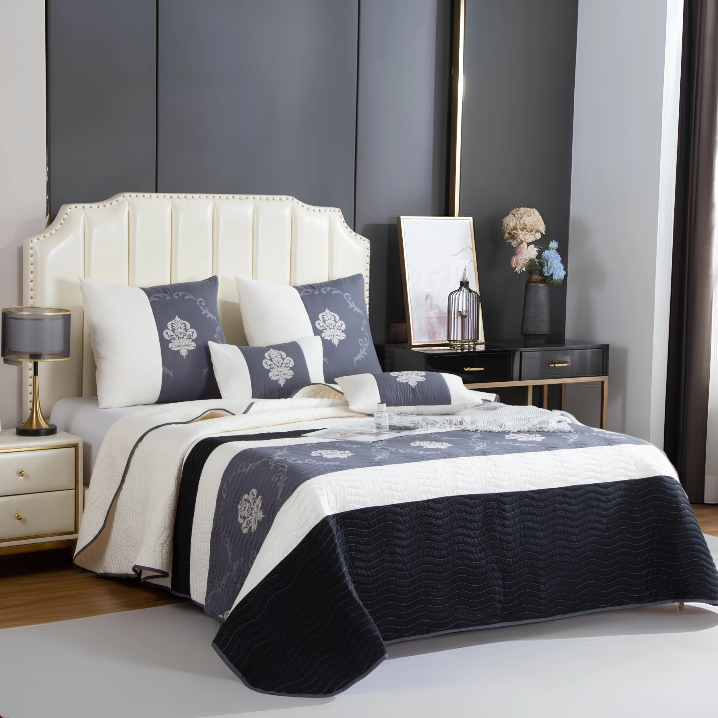 Novotextil Colcha Boutí Bordada Microfibra 150 GSM – Colcha Cama 90 105 135 150 180 con Fundas de Cojín – Cubrecama Ligero, Transpirable y Decorativo para Verano y Entretiempo