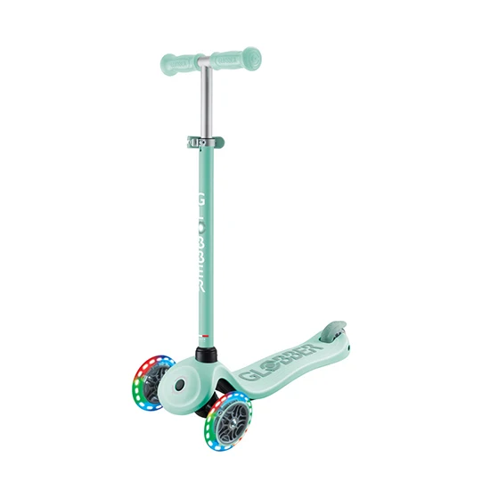 Goup Sporty Globber scooter with mint lights