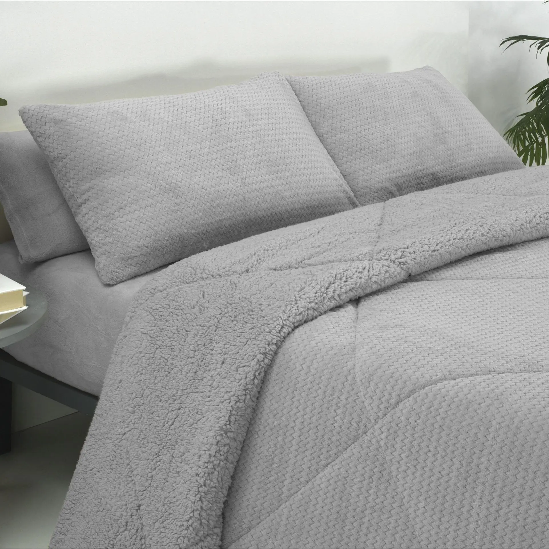 Edredón Coralina Borreguito - Disponible en Gris y Beige y para camas de 90cm, 105cm, 135cm y 150cm - Invierno - Donegal Collections