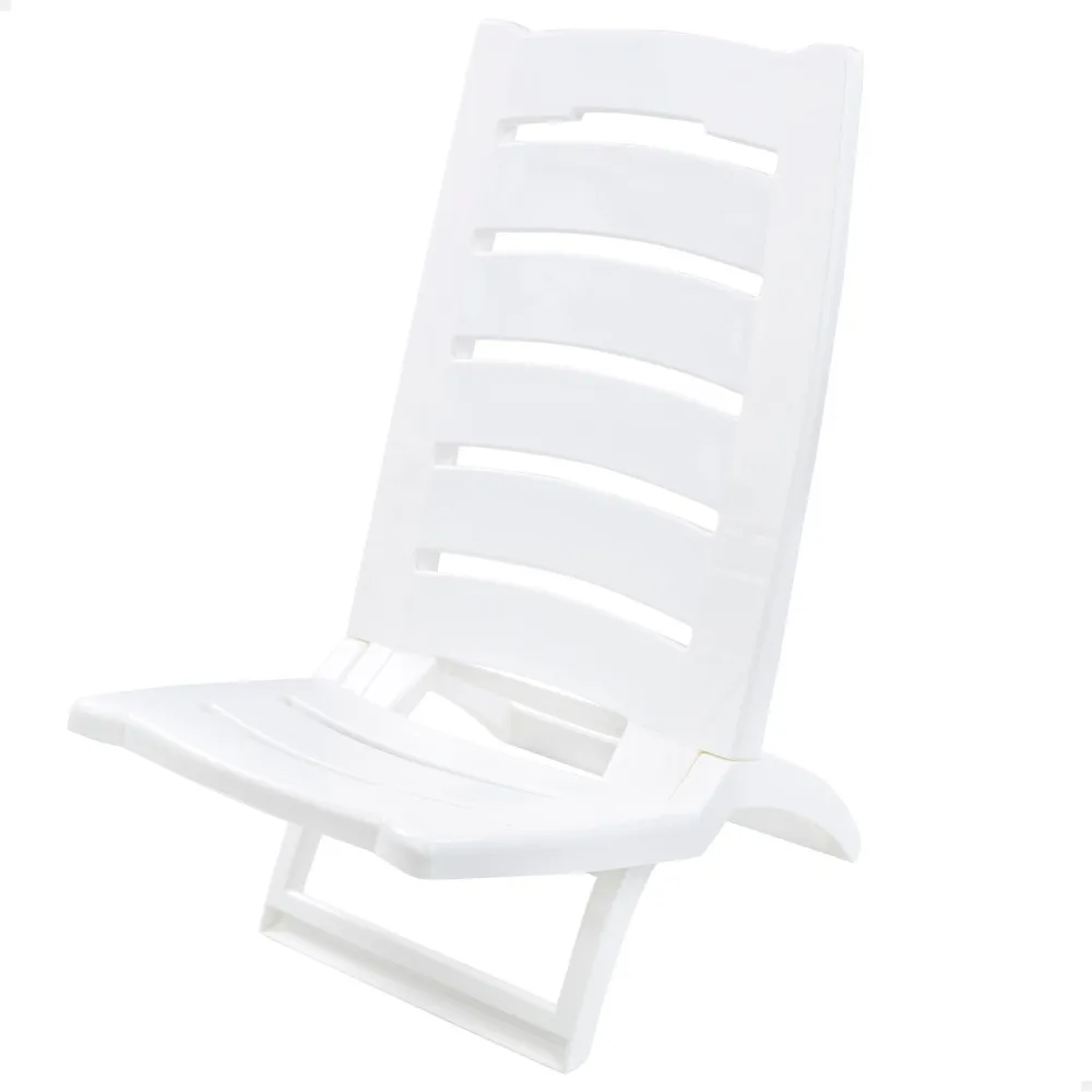 Silla playa plástico plegable baja color blanco Aktive, Silla de playa blanca Aktive, de plástico, ligera y fácil de transportar, medidas 37,5x55x65cm.