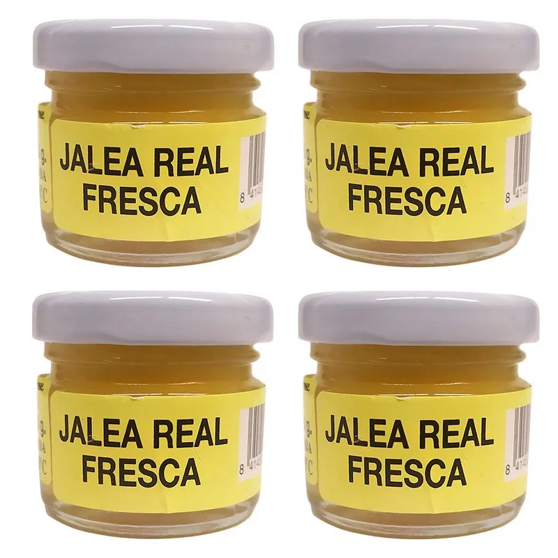 Deliex delicias de Extremadura. 120 gramos de jalea real fresca, producida en España de forma natural, una jalea pura en 4 botes de cristal de 30 gramos con 4 cucharas