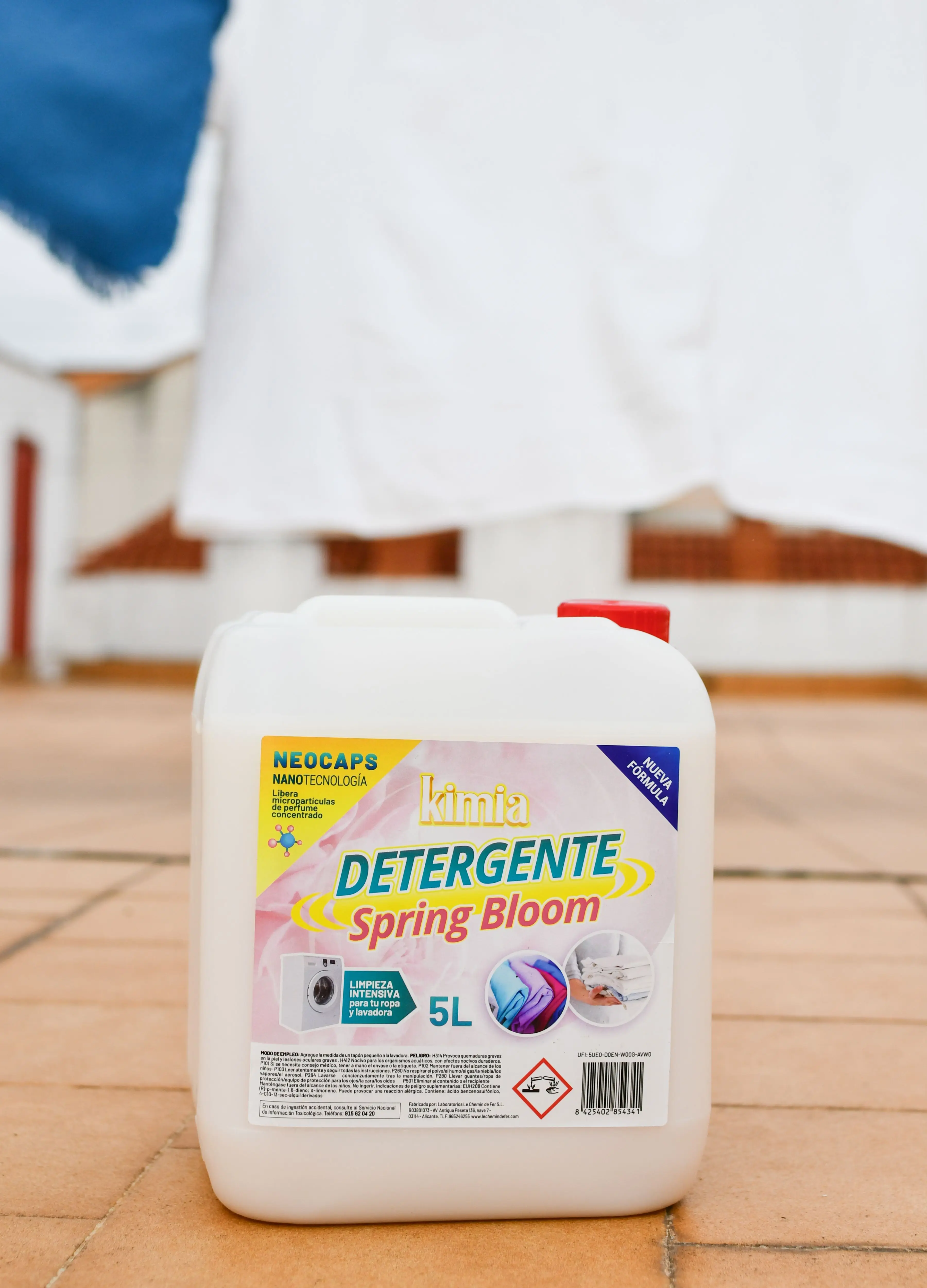 Detergent concentrate washing machines KIMIA SPRING BLOOM 4,8kg 90 washes