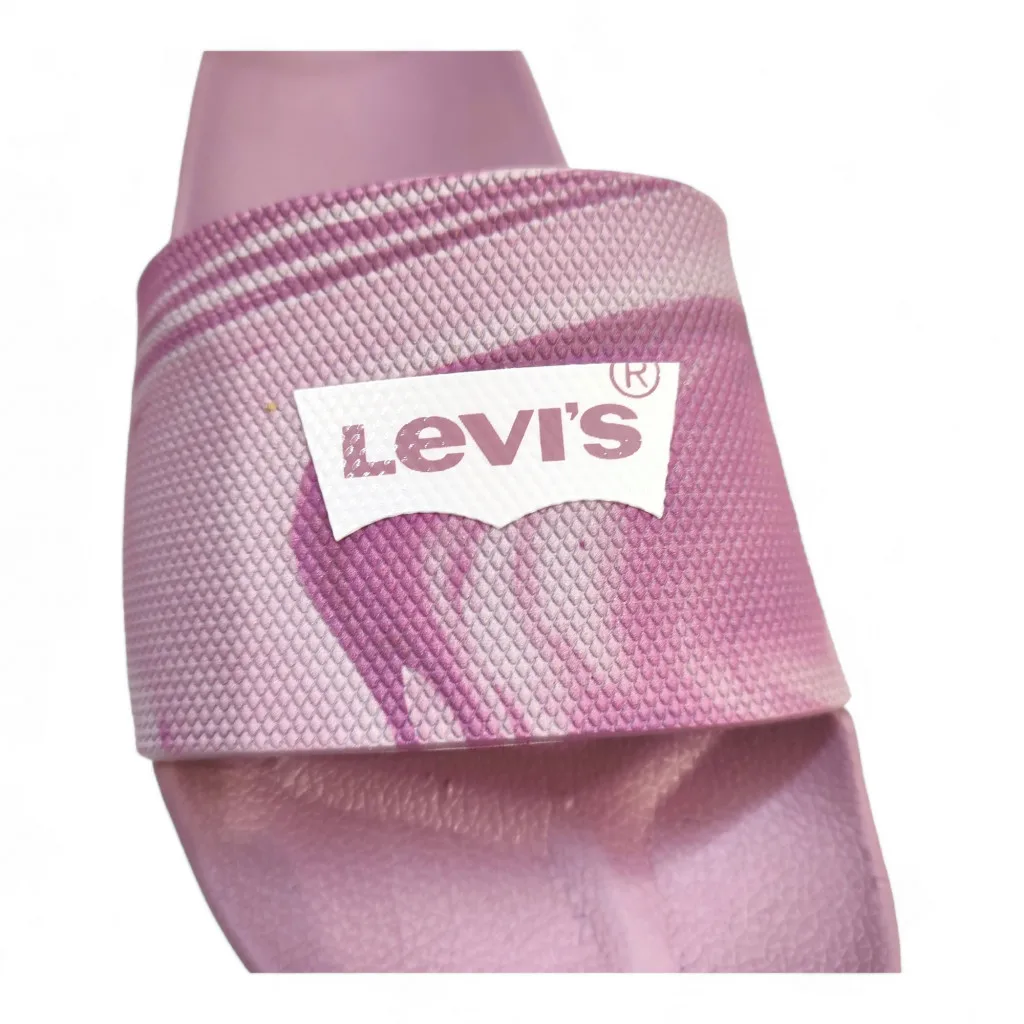Pink/lilac girl printed Levis flip flops