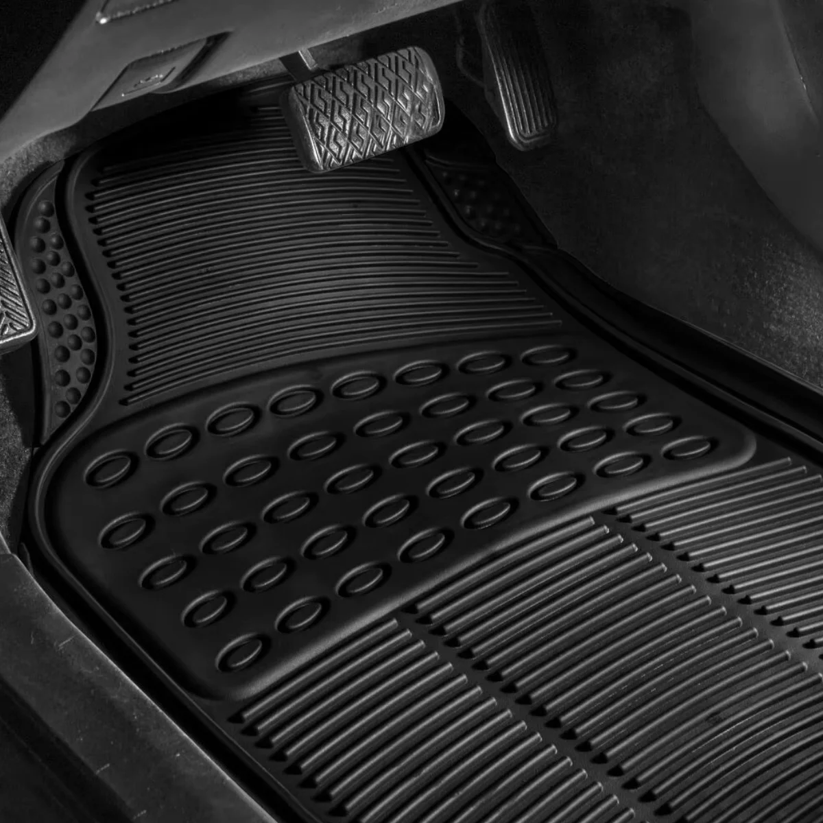 X-Set of 4 Rubber Car Mats, Universal Fit, Non-Slip Design for Front and Rear, Durable and Easy to Clean, Perfect Protection from Dirt and Wear, Ideal for All Vehicle Models.