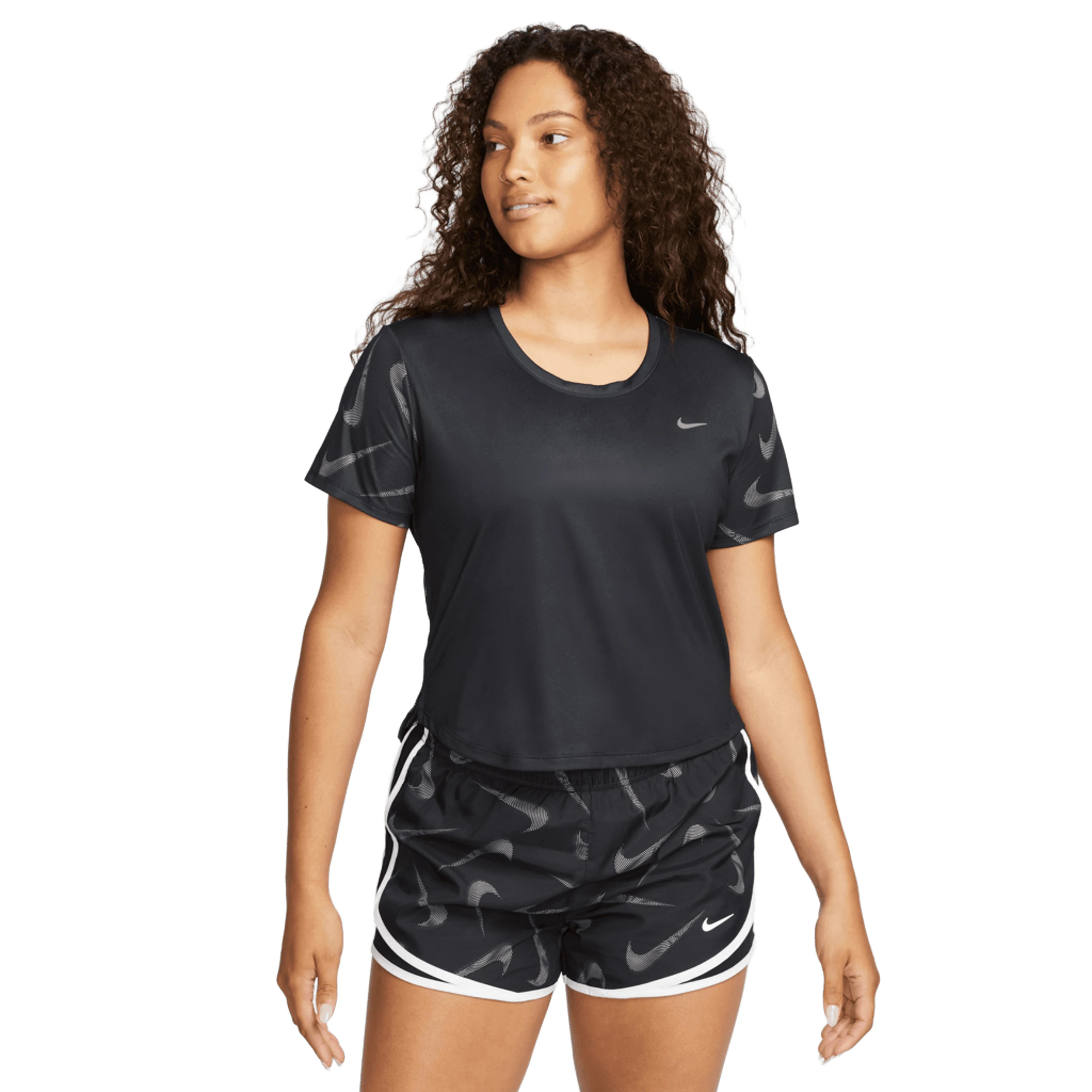 Camiseta de manga corta Nike Dri-Fit Swoosh - Camiseta de running y entrenamiento Nike para mujer
