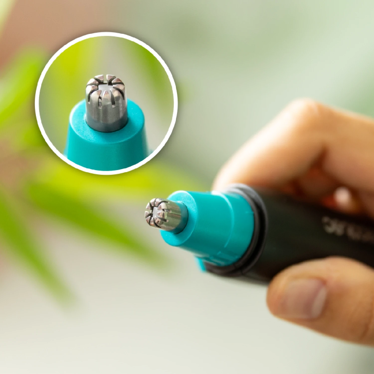 Cecotec Recortador Pelos Nariz y Orejas Inalámbrico Bamba PrecisionCare NoseTrim. Cortapelos con Cuchilla de Acero Inoxidable