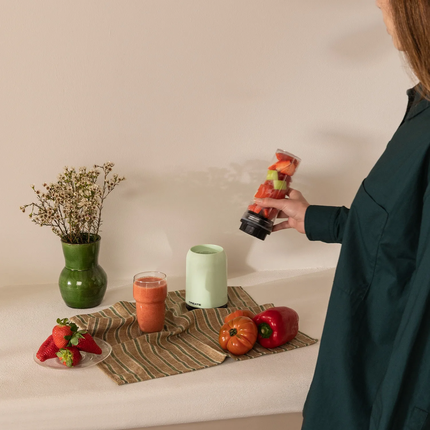 Create - 400 ml portable blender, for juices, smoothies and smoothies - bpa and toxic free - 230w - moi studio