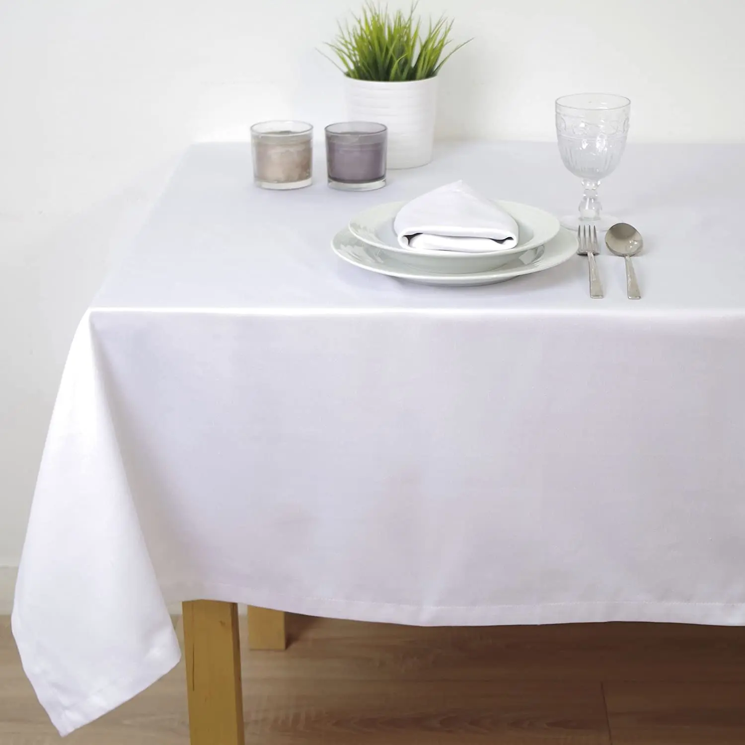 Home Home polycotton satin hotel tablecloth