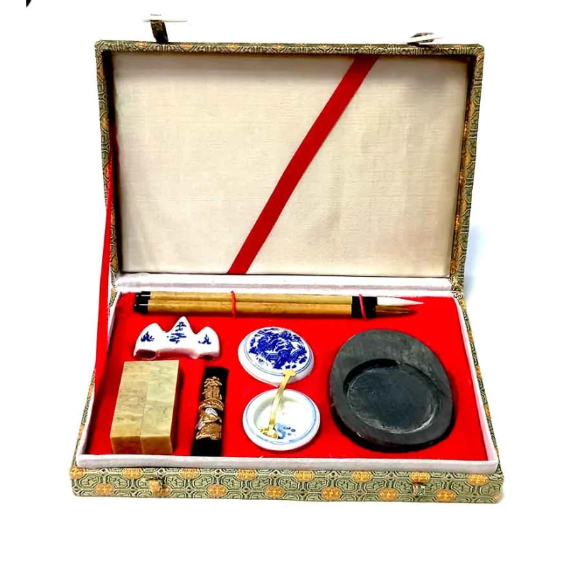 Caja de caligrafía oriental con 9 piezas para tinta china. Talens 99290092
