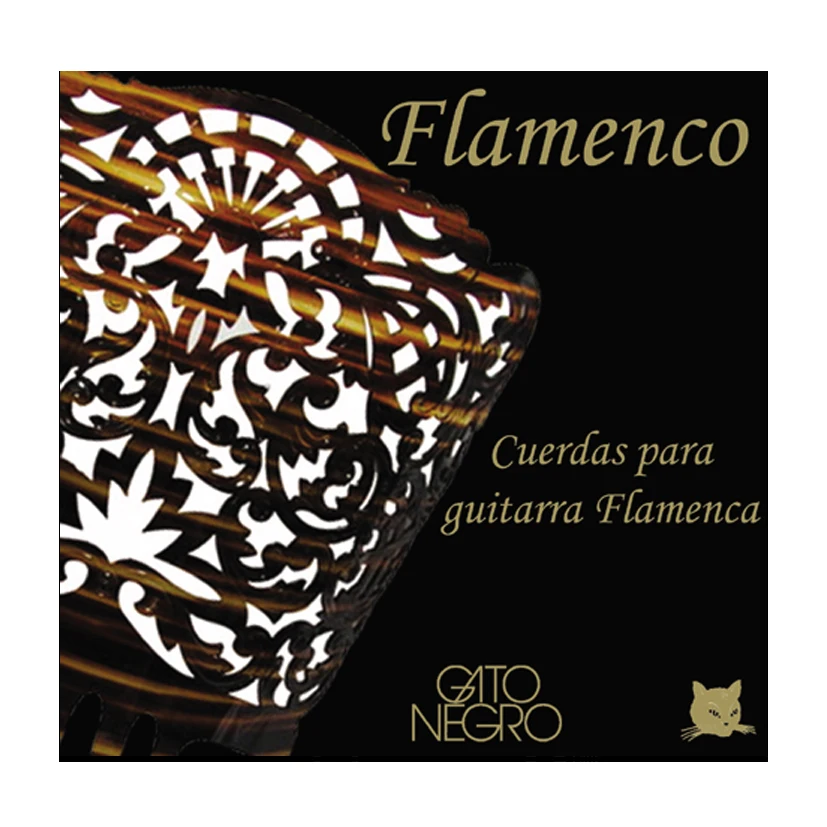 Juego de cuerdas Guitarra Flamenca Gato Negro Tensión Media. Calibres 0.71-0.82-1.02-0.76-0.86-1.07. Nylon y bajos entorchados de acero de alta calidad. Fabricadas artesanalmente en España desde 1868.