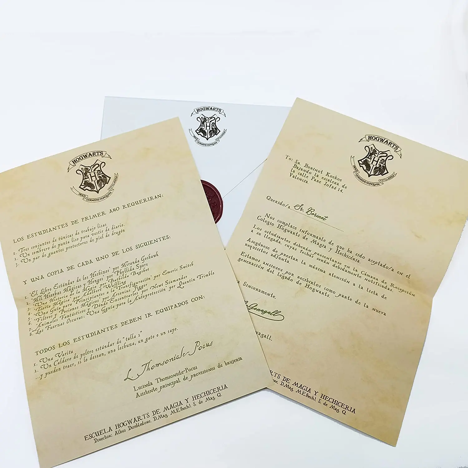 AKARURE Carta Aceptación Escuela de Magia Personalizada en Español con Lista de Materiales