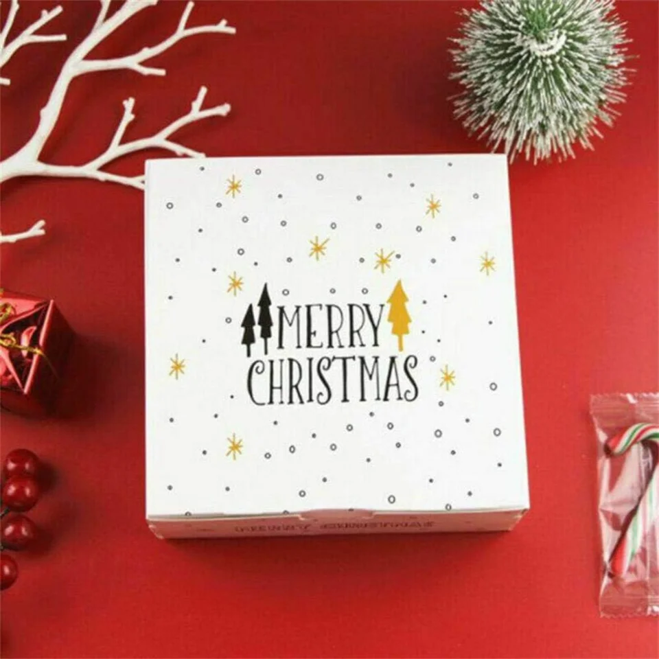Pack of 15 square box Merry Christmas white with black dots 14x14 side 5-gifts and wraps