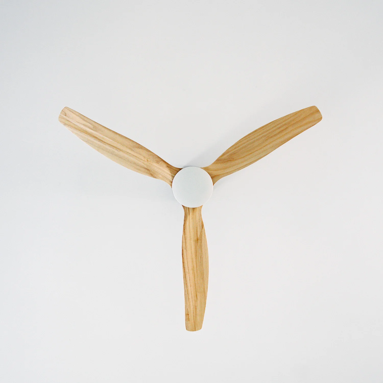 Create - 40w silent ceiling fan ø132 cm 100% wood, 6 speeds, summer/winter function, white motor horizontal lines, wind calm line