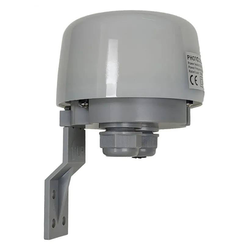 LED ATOMANT Detector con Fotocélula Día/Noche. Sensor de luz ajustable para uso exterior e interior, con protección IP65, ideal para automatizar encendido y apagado de luces según la luz ambiental.
