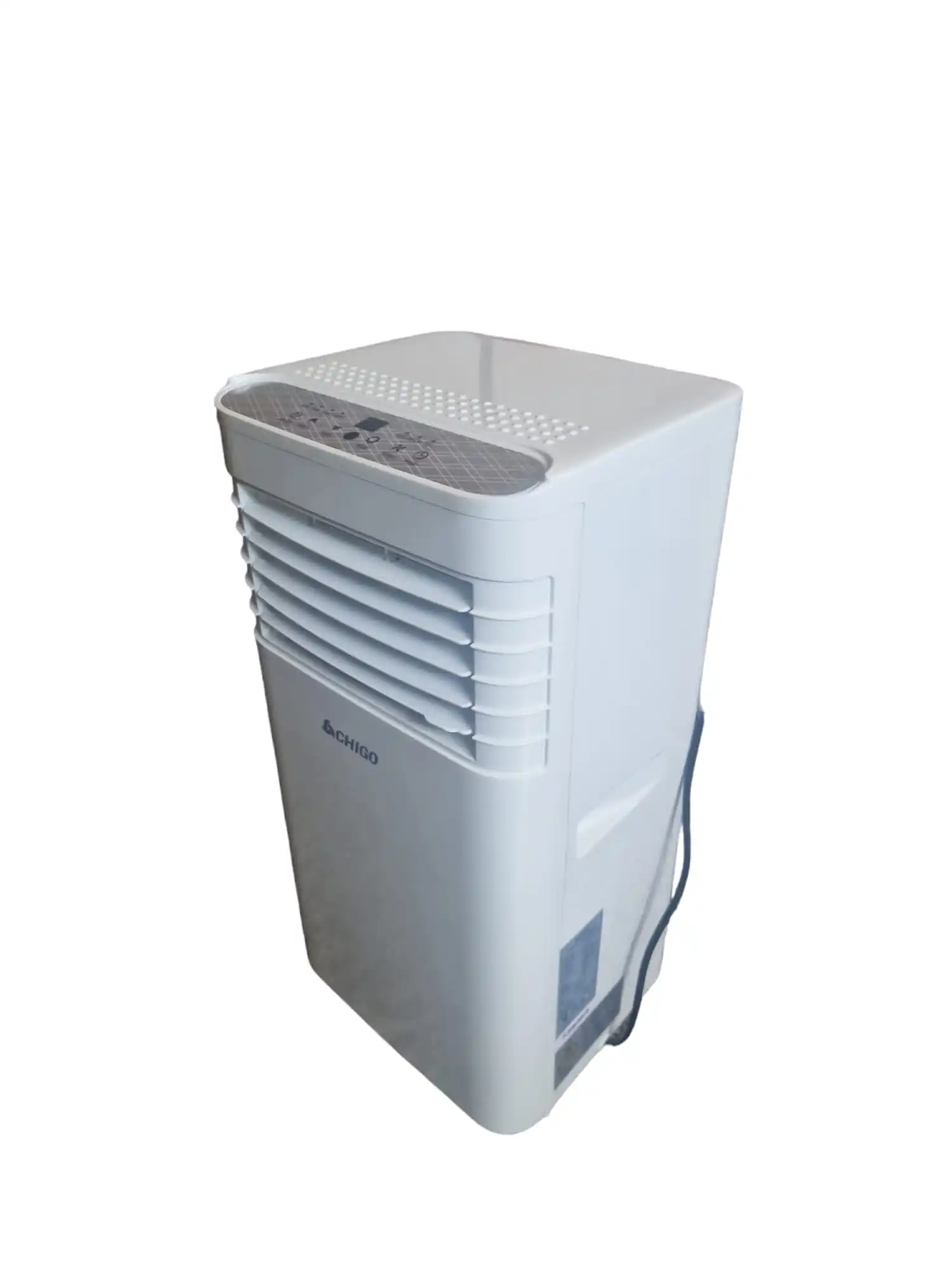 Portable air conditioning CHIGO SKY-1A-9000 ,. 9000BTU cooling power-2300 frigories, 3 IN 1-cools, vents and desultifier, cooling AREA up to 25 square meters.