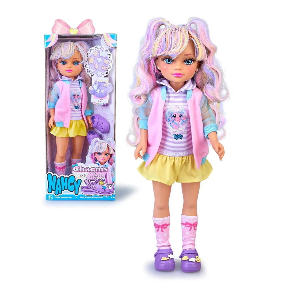Nancy charms in style doll 42 cm. They include clogs that can be personalized with a variety of charms. (famosa nac90000)