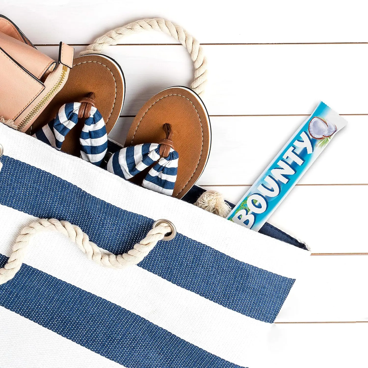 Bounty coconut chocolate coated with delicious milk chocolate (24 units of 57g) #4