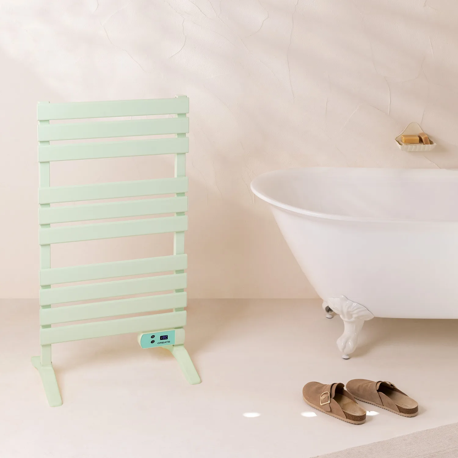 Create - Electric Wall Towel Rack with Legs and Extra Shelf - Warm Towel 500W