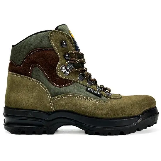 4055 Botas de Trekking Segarra Kaki-Marrón para Montaña, Aislantes y de Caucho Maxtraction - Ideal para Senderismo en Climas Templados y Fríos, Fabricadas en España