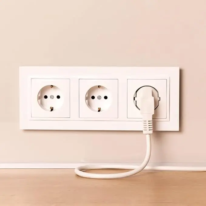 Power Extension Cable 2, 3, 5, 8, 10, 15M with Protection Plug, Max Power 3680W, 3G*1.5 mm², 230V, 16A, ideal for Home and Office use, stylish white design for durable and safe connections. #2