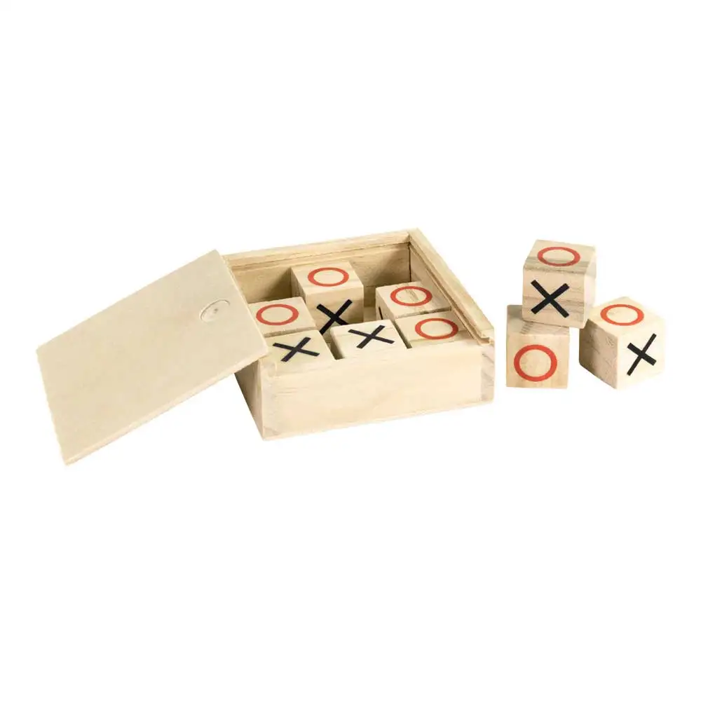 Juego infantil tres en raya en madera natural. Con 6 dados de madera impresos por 2 caras. Regalo perfecto para dar a niños y niñas en cumpleaños y fiestas infantiles. Juego de mesa divertido y