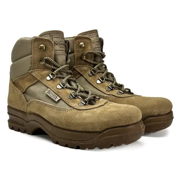 4050 Natural Botas de Montaña Técnicas Calzados Segarra – Suela Antideslizante Maxtraction, Aislante de Corcho, para Senderismo y Vías Ferratas en Climas Fríos