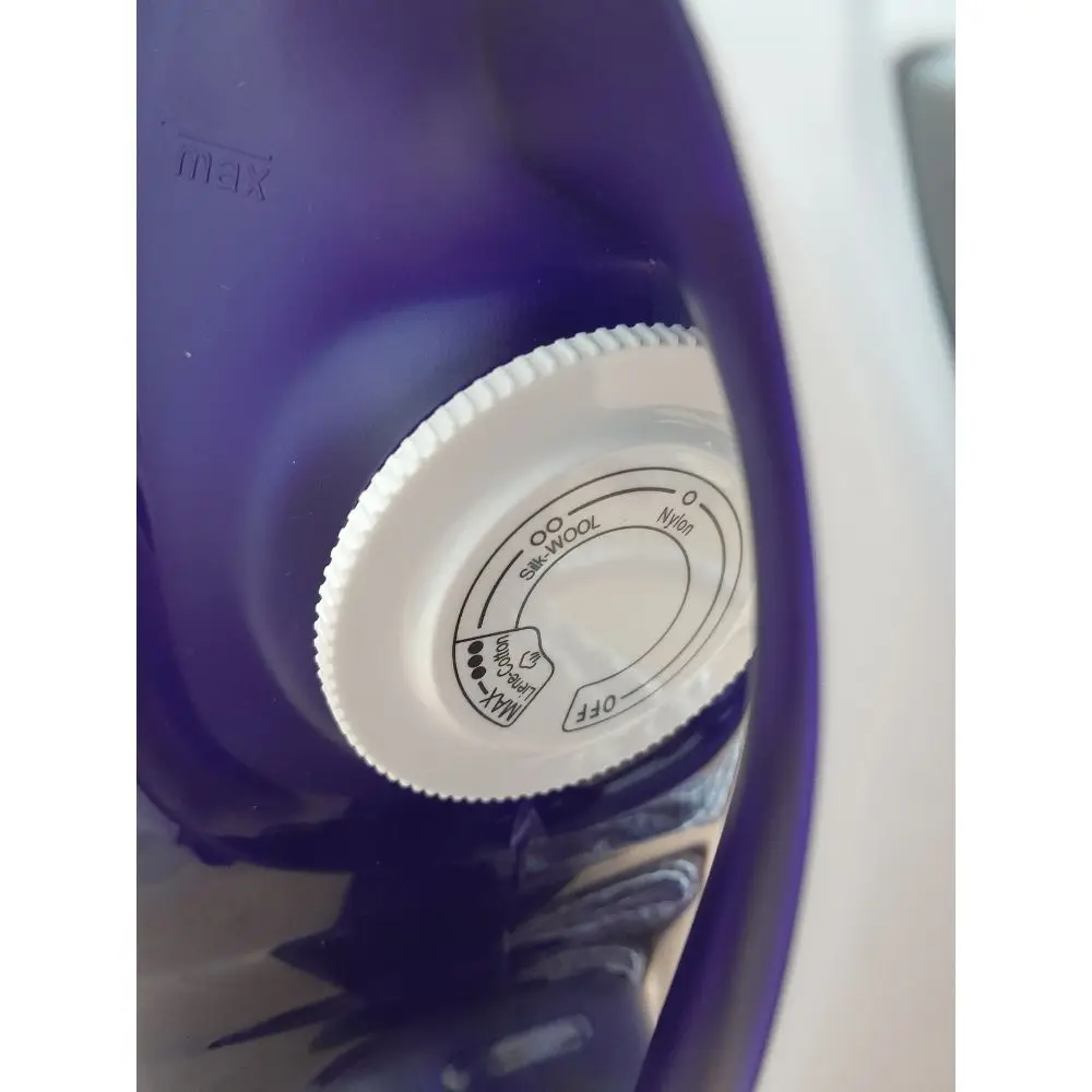 Trébol advance electric steam iron with non-stick base and ceramic coating - 2200w, 350 ml of water, horizontal and vertical steam, self-cleaning