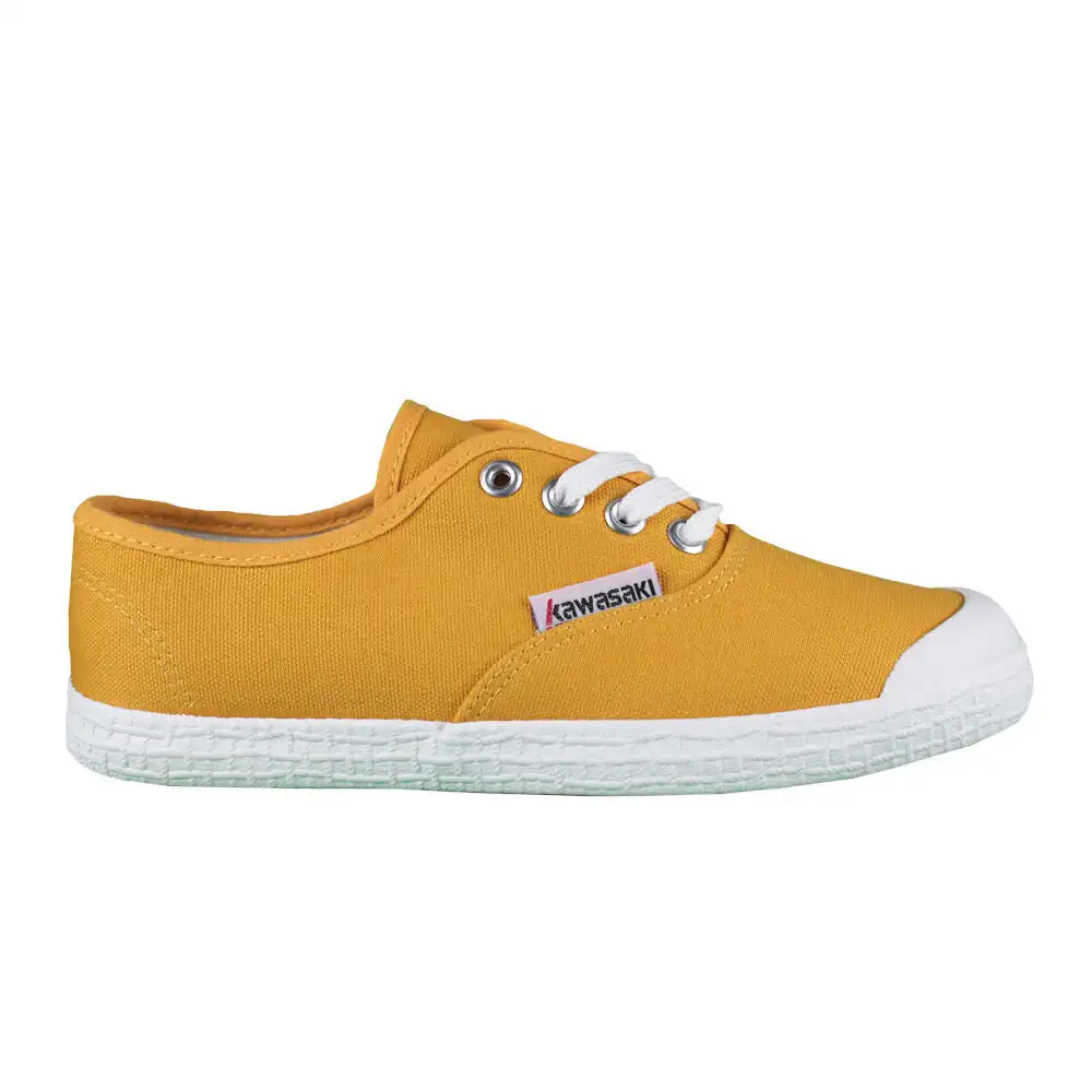 Zapatillas de Lona Kawasaki K202405 5005 para Hombre - Estilo Moderno y Cómodo en Color Golden Rod