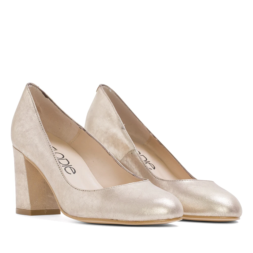 Zapato Salón Pilar Nude en Piel Polvoroso - Elegancia Atemporal y Confort Garantizado con Tacón de 70mm, Estilo Versátil para Mujer, Disponible en 