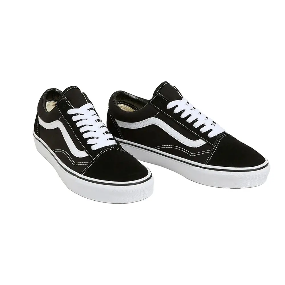 Black/White Old Skool Vans Sneakers