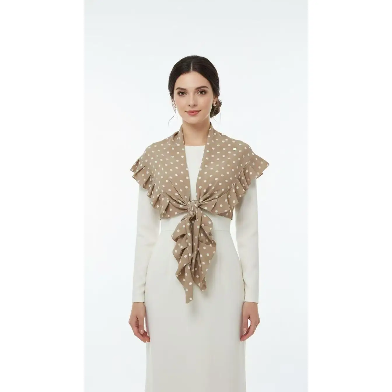Piquillo Elegancia Fondo Beige/Taupe y Blanco Lunares - Sofisticación Flamenca o Romería que Enamora